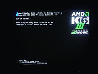  E finalmente uma modificação não muito usual, mod-bios :)

Pra quem não sabe, ali onde esta o logo da AMD, deveria ter um logo da Energy Star.