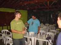  Reunião de radioamador que se preze, mesmo que pequena só dá louco. Junior PY2VFO e Mateus ZZ2MRC (não migrou pra classe C ainda :P )