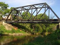  Pontilhão da linha do trem sobre o rio Jaguari-Mirim.